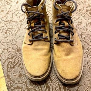 SWIMS Chukka boot. Brown suede. Excellent condition.